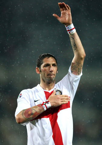 首尔队官方：林加德将于本赛季结束后离队；曾尝试续约未果（首尔FC宣布：林加德将在赛季结束后离队，续约未果）