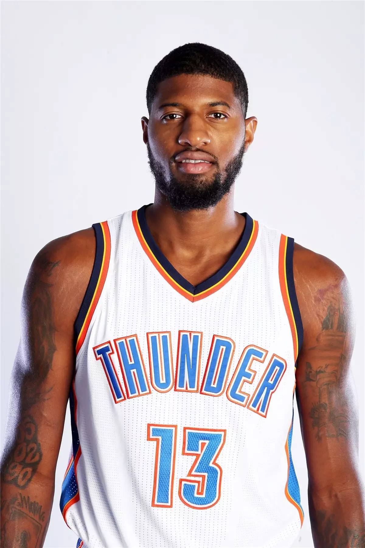 萨内：我会好好表现让纳帅不得不带我上世界杯；孔帕尼是领袖（萨内：我要踢出状态让纳帅必须带我战世界杯；孔帕尼是球队领袖）