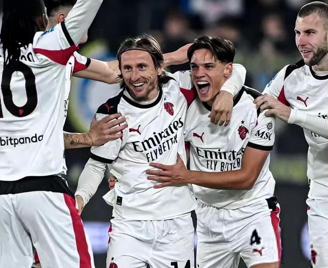 篮球的答案，永远在场上（篮球的答案，尽在球场）