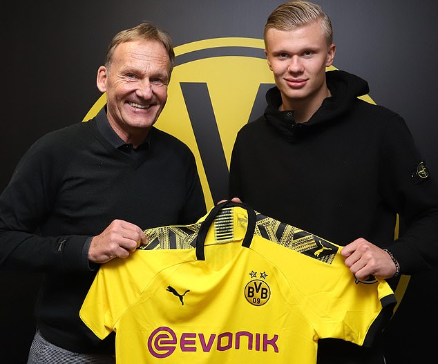 图片报：乌尔比希佩戴特制眼镜与耳罩训练，为了提高专注力