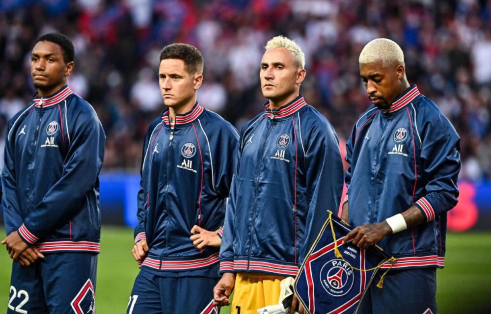 阿斯：皇马在伯纳乌45号门开设美食街区，汇聚超20家美食商户（阿斯：皇马在伯纳乌45号门打造美食街，集结20余家餐饮品牌）