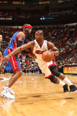 记者：迈阿密支付1700万美元买断德保罗，他占用指定球员名额（德保罗被迈阿密以1700万美元买断，将占据球队指定球员名额）